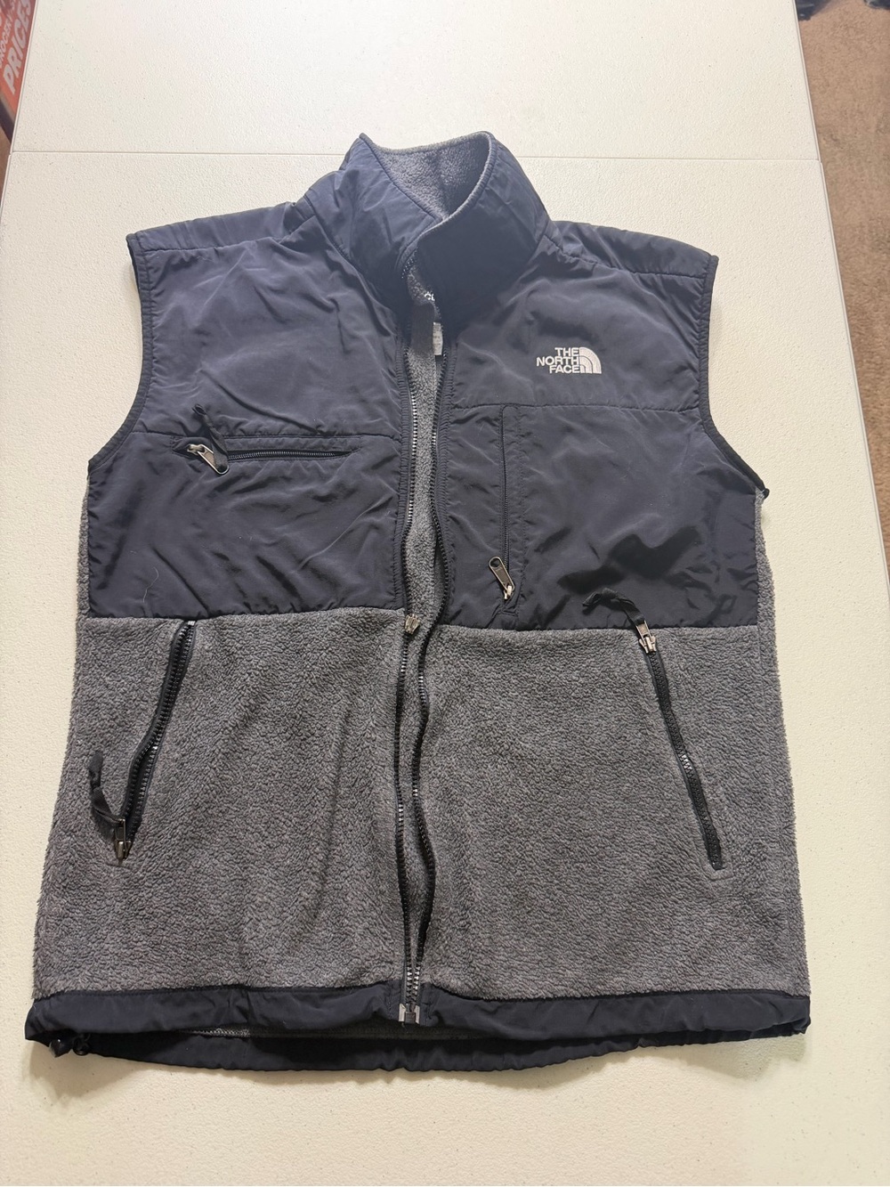 The North Face Polartec Fleece Vest Men Medium Black Grey Full Zip Gorpcore